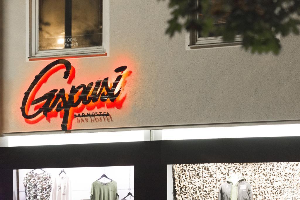 Gspusi Bar Hostel Мюнхен Екстер'єр фото